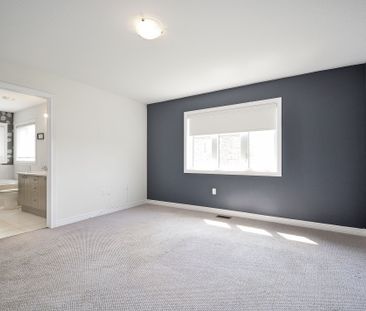 For Lease - 486 Thompson Street, Woodstock, Ontario - Photo 4