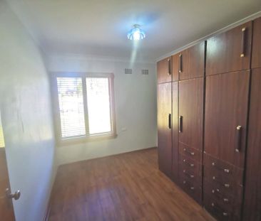 Freshly Updated 3-Bedroom Family Home in Quiet Cul-De-Sac – 14 Hale... - Photo 6