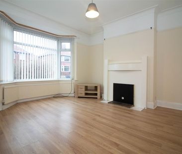 3 Bedroom House - Semi-Detached - Photo 1
