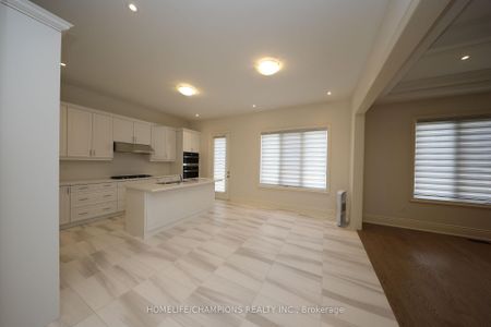 For Lease - 212 Wesmina Avenue, Whitchurch-Stouffville, Ontario - Photo 2