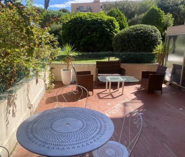 Location Appartement 2 pièces 27 m2 à Cagnes-sur-Mer - Photo 4