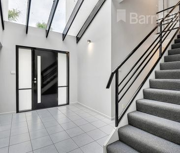 Quality And Style In A Premier Greenvale Location! - Photo 1