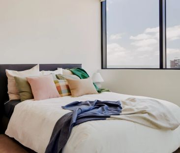 1 Bed Apartment - Photo 2