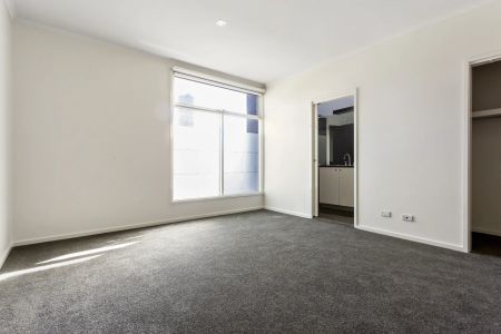 3b Cliff Street, South Yarra. - Photo 2