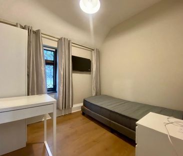 2 bedroom house share to rent - Photo 4