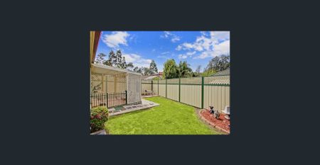 3 BEDROOM HOME AT GREAT LOCATION IN STANHOPE GARDENS! - Photo 4