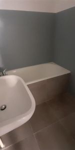 Location Appartement 2 pièces 41m² VILLEFRANCHE SUR SAONE 69400 - Photo 4