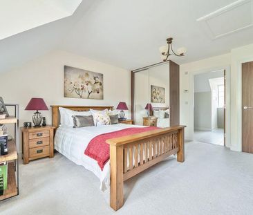 4 bedroom terraced house to rent - Photo 5