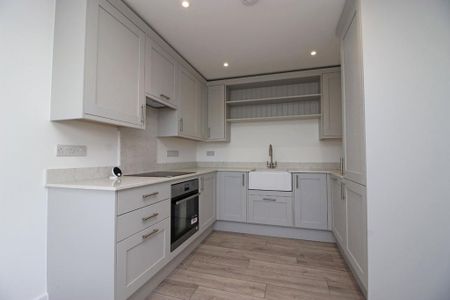 3 bedroom end of terrace house to rent - Photo 5