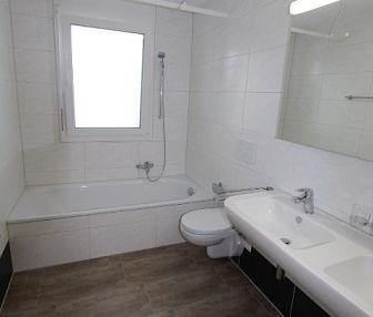 4.5-Zimmerwohnung mit Waschturm und Balkon, Kentuckystrasse 22 in 5... - Photo 6