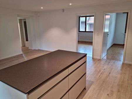 4.5 Zimmer, 106 m², 1. Stock - Photo 4