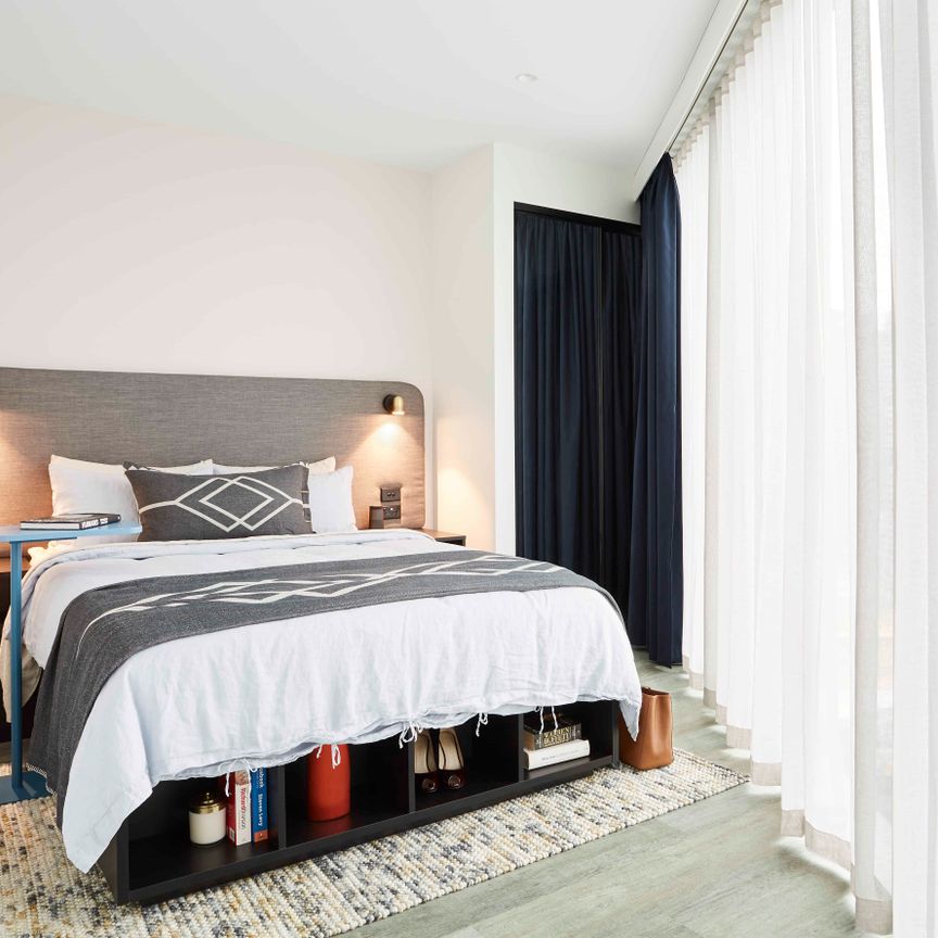1 Bed Suite, Queen Bed - Photo 1