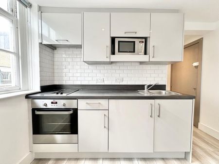 Studio to rent - Photo 2