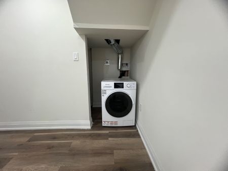 For Lease - 32 Gulfbrook Circle Unit# Bsmt, Brampton, Ontario - Photo 2