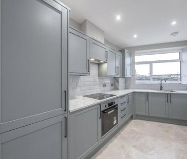 2 bedroom apartment to rent The Hard, Portsmouth, Hampshire, PO1 - Photo 3