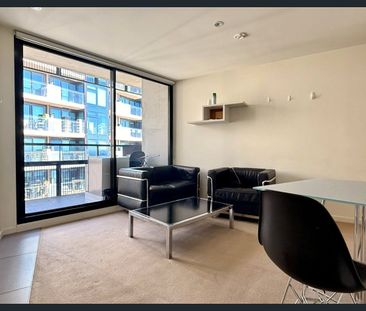 Stunning Two Bedroom Apartment Near Queen Victoria Market! - Photo 5