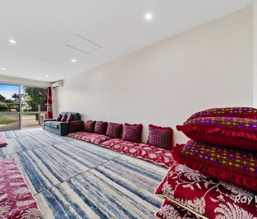 Modern and Spacious Duplex - Photo 1