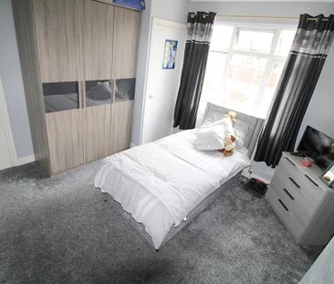 3 bedroom terraced house to rent - Photo 3