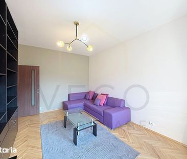 Apartament cu 3 camere, 70 mp, 2 bai, parcare, balcon, in Centru - Photo 4