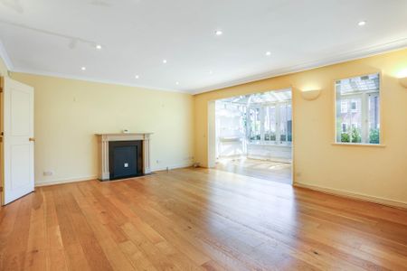 Price £8,450 pcm - Available Now - Unfurnished - Photo 5