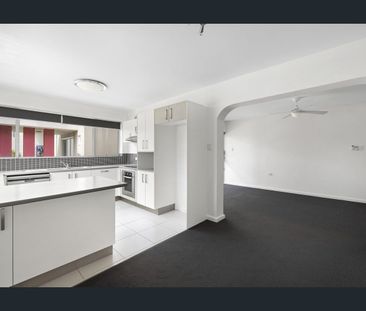 IT DOESN'T GET MORE CENTRAL THAN THIS! - Photo 4