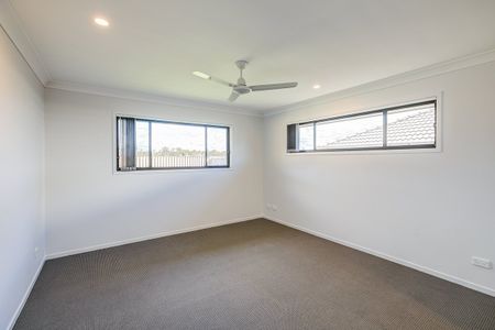 Brand New Home Located in the Brand New Park Lane Estate - Photo 4
