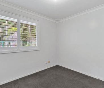 2/19-21 Bomaderry Crescent, Glenning Valley, NSW 2261 - Photo 3