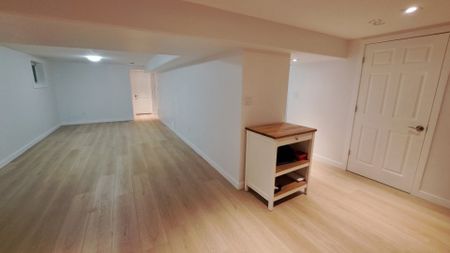 For Lease - 11 Caribou Crescent, Guelph, Ontario - Photo 2