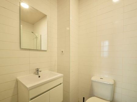 Rua Alexandre Herculano, Lisbon, Lisbon 1150-005 - Photo 3