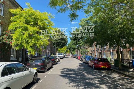 4 bedroom terraced house to rent - Photo 5