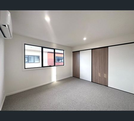 4B3B/8-10 Toni Street, Doncaster, Vic 3108 - Photo 3