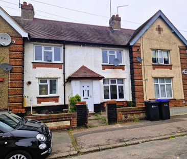 3 bedroom terraced house to rent - Photo 3