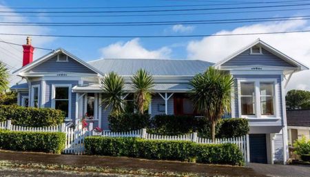 Spacious, Versatile & Perfectly Positioned home on Cameron Street - Photo 4