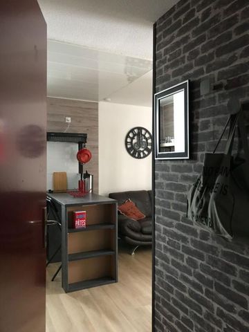 Location Appartement 1 pièce Meublé 28m² DAX 40100 - Photo 3