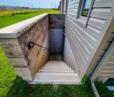 For Lease - 28 Spring Crest Way, Thorold, Ontario - Photo 3