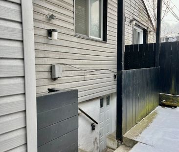 For Lease - 220 Pape Avenue Unit# Lower, Toronto, Ontario - Photo 4
