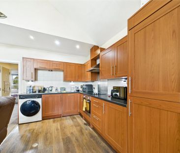 3 bedroom apartment to rent - Photo 5