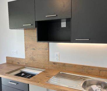 Location Appartement 2 pièces 39m² DEVILLE LES ROUEN 76250 - Photo 4