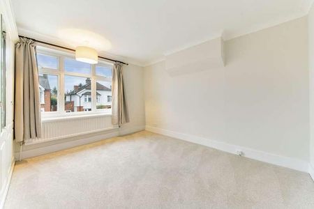 Thornhill Road, Surbiton, KT6 - Photo 2