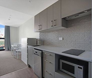 Ramada, 903/147 Victoria Street West - Photo 4