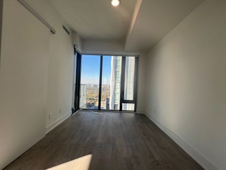 For Lease - 8 Cumberland Street Unit# 3602, Toronto, Ontario - Photo 3