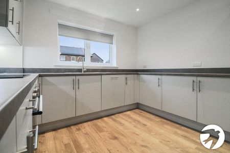 3 bedroom semi-detached house to rent - Photo 5