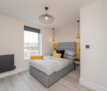 1 bedroom in a house share to rent - Photo 4