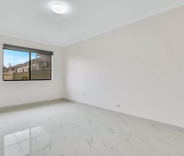 Refreshed, Modern And Spacious, Oversized And Private One Bedroom C... - Photo 1