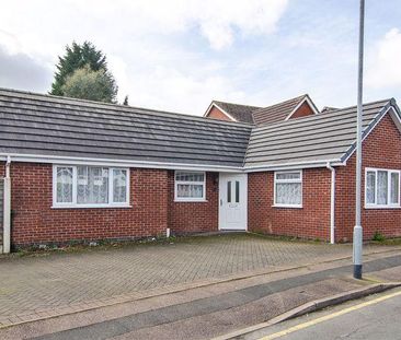 2 bedroom detached bungalow to rent - Photo 1
