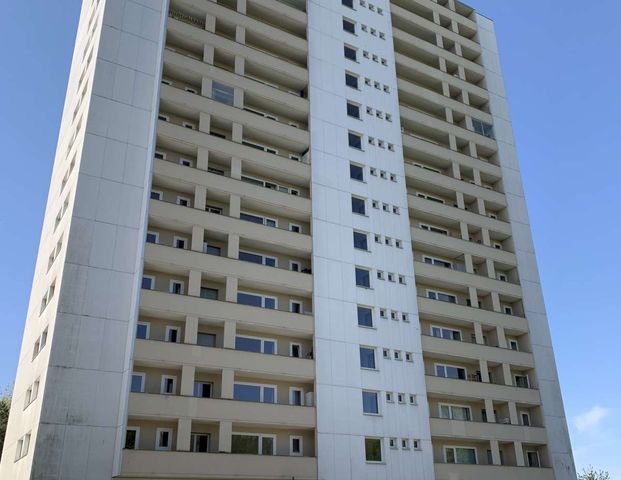 Appartement de 5.5 pièces au 16ème étage avec deux balcons à Lausanne - Foto 1