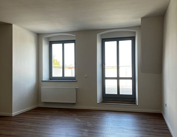 ERSTBEZUG - wunderschöne 3-Raum Altbauwohnung mit Dachterrasse - Foto 1