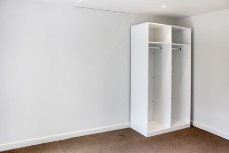 86 Grahams Road, Burnside - Photo 2