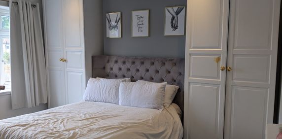 Nightingale Road, Carshalton - Photo 2