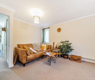 1 bedroom property to rent - Photo 2